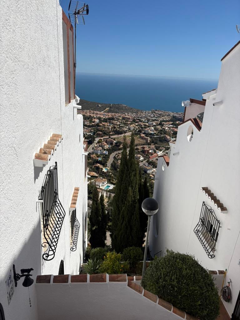 5 pers vakantie app met magnifiek uitzicht Costa Blanca, Vakantie, Vakantiehuizen | Spanje, 5 personen, 2 slaapkamers, In bergen of heuvels