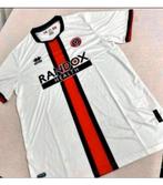 Errea sheffield united 2022-2023 uitshirt uit T-shirt NIEUW, Verzamelen, Sportartikelen en Voetbal, Buitenlandse clubs, Shirt