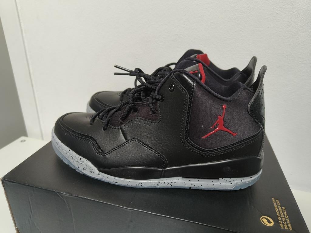 Maat 41 Jordan courtside 23, Kleding | Heren, Schoenen, Ophalen of Verzenden, Nieuw, Zwart