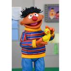 NECA Sesame Street Ultimate Ernie Action Figure, Ophalen of Verzenden, Nieuw
