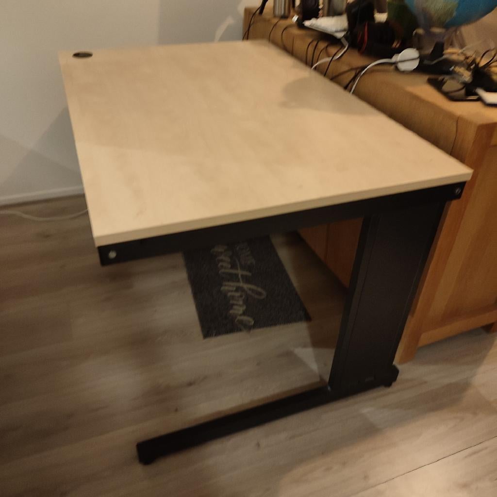 Mooi stevig essen bureau 120x80x75 cm, Ophalen