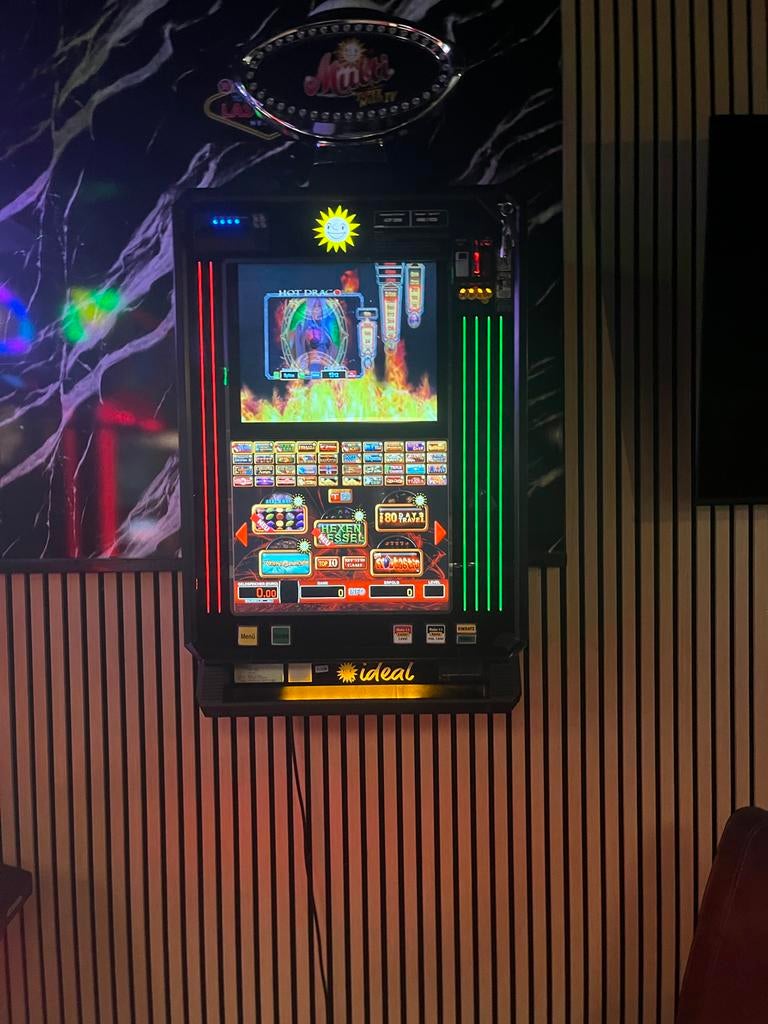 Merkur Slimline 19" Gokkast - Compact en Veelzijdig, Verzamelen, Euro, Ophalen, Gebruikt