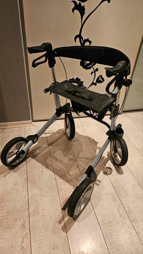 ROLLATOR - Excel Esperit lichtgewicht, opvouwbaar, Diversen, Rollators, Zo goed als nieuw, Lichtgewicht, Opvouwbaar, Ophalen