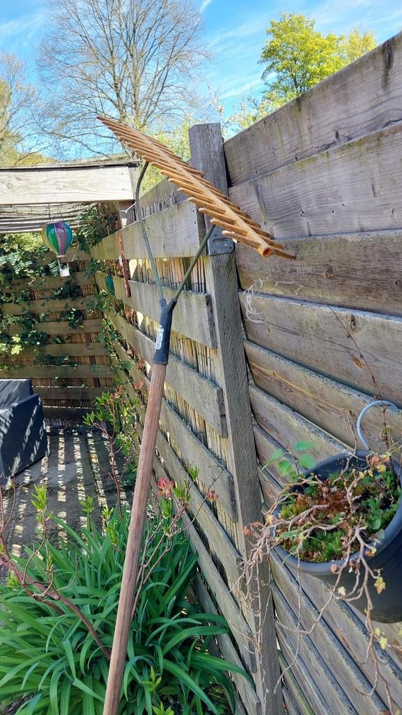 Hooihark met kunststof tanden, Ophalen, Gebruikt, Hark, Onbekend