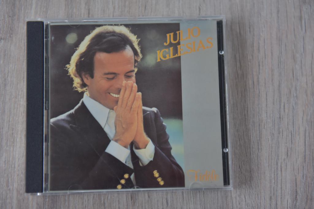 JULIO IGLESIAS -- FIDELE  10 geweldige nummers, Verzenden, Zo goed als nieuw, Boxset