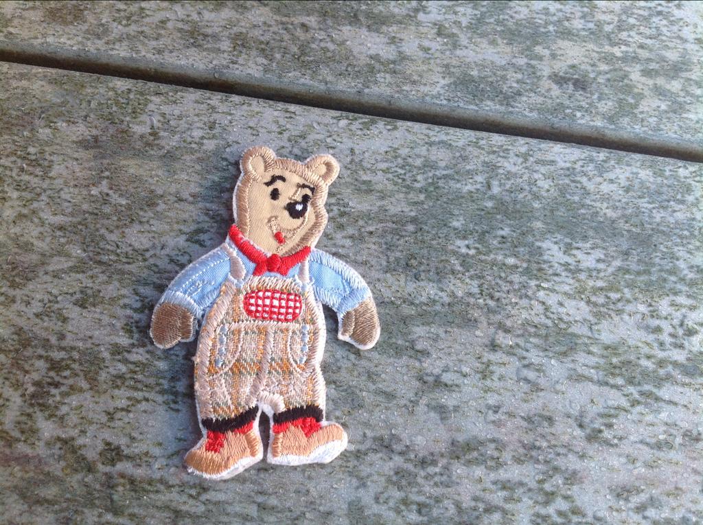 Geborduurde beertjes applicatie, Hobby en Vrije tijd, Kledingapplicaties en Hotfix, Gebruikt, Overige applicaties, Ophalen of Verzenden