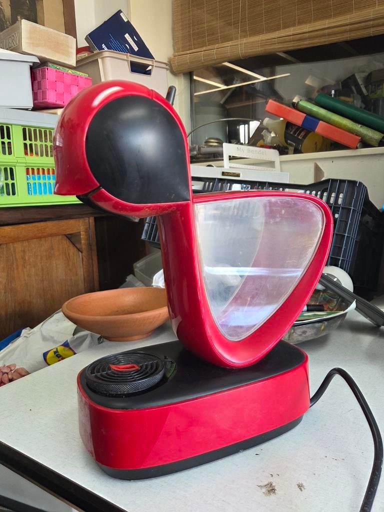 Rode Krups Dolce Gusto koffiezetapparaat, Ophalen of Verzenden, Koffiemachine, Afneembaar waterreservoir