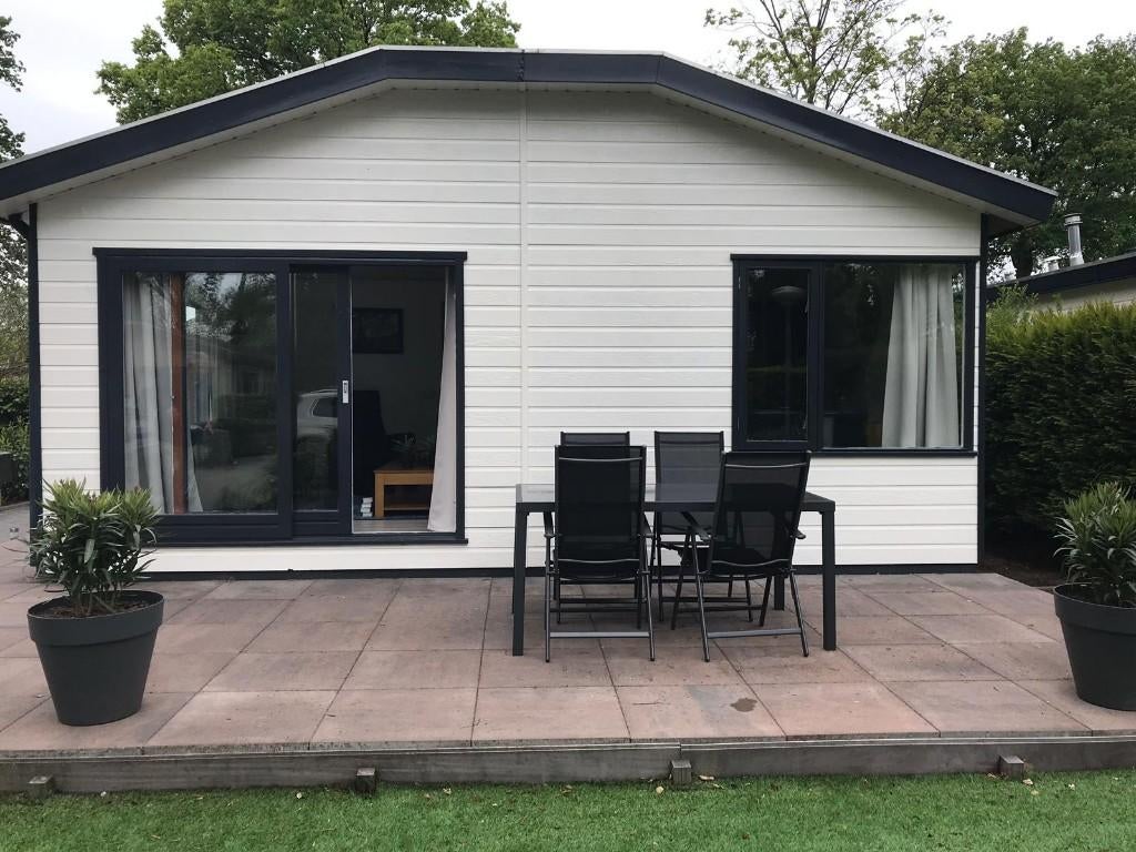 Te huur op Familiepark Ackersate - Chalet voor vakantie, 2 slaapkamers, Recreatiepark, Tv, Gelderland en Veluwe