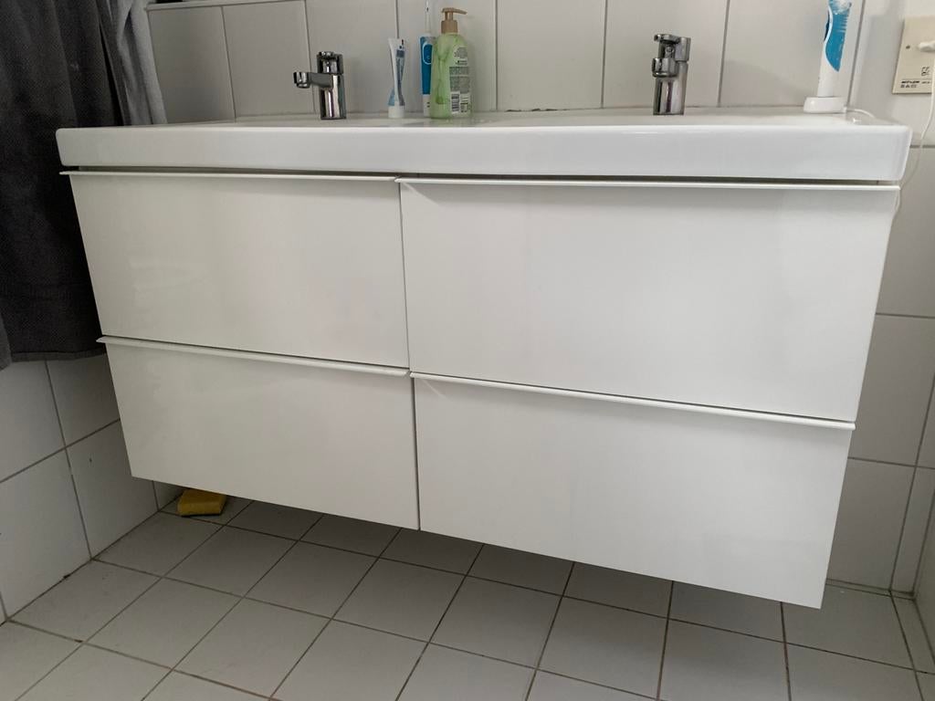 Badkamer meubel complete set, Ophalen, Radiator, Minder dan 60 cm, Zo goed als nieuw