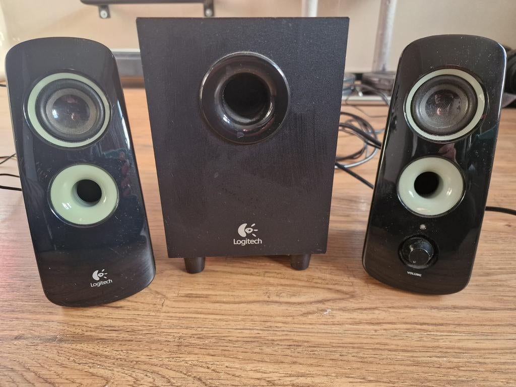 Logitech 2.1 Geluidsset voor PC, Computers en Software, Pc speakers, Gebruikt, Audiokanaal 2.1, Ophalen of Verzenden