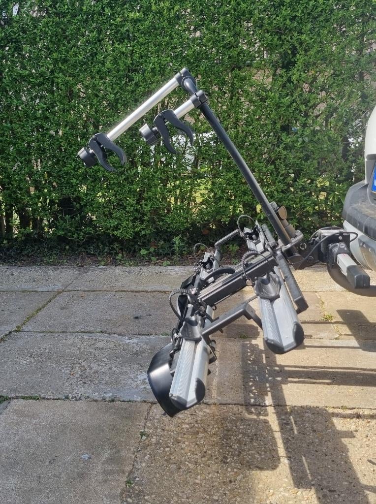 Fietsendrager, Ophalen, Gebruikt, 2 fietsen, Trekhaakdrager