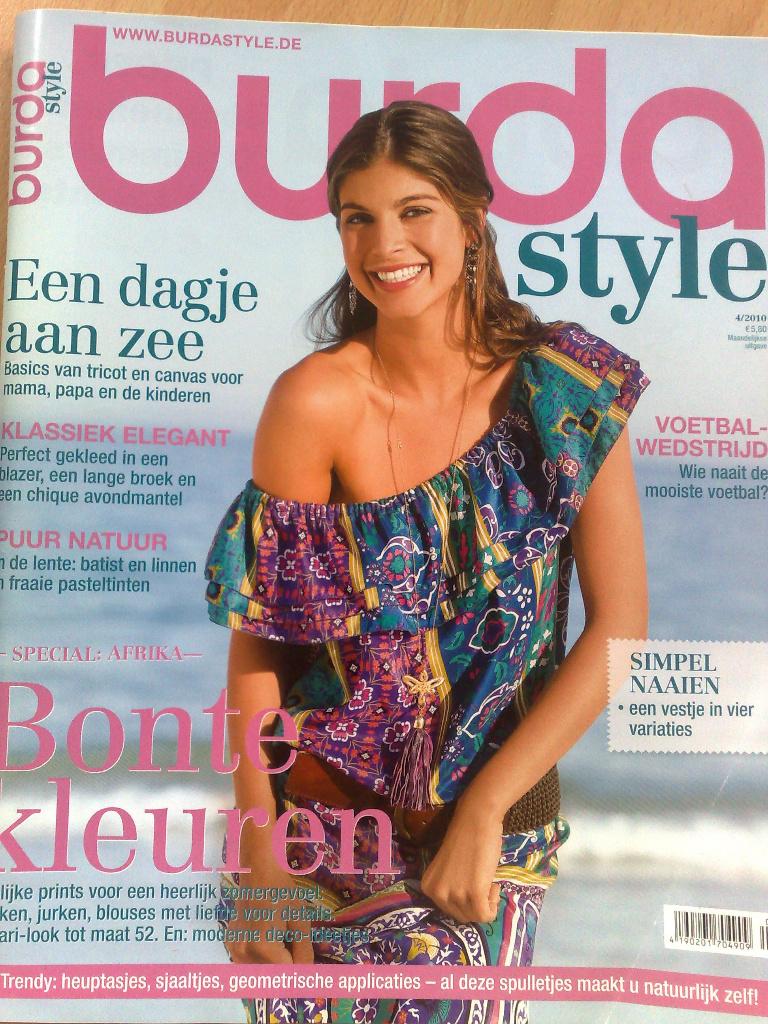 Burda style april nr. 4 / 2010, Hobby en Vrije tijd, Kledingpatronen, Verzenden, Nieuw, Vrouw, Burda