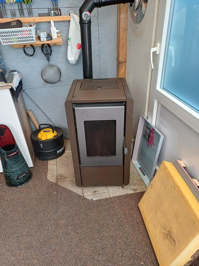 Pelletkachel met storing - voor de handige klusser, Huis en Inrichting, Kachels, Ophalen, Gebruikt, Overige brandstoffen, Pelletkachel