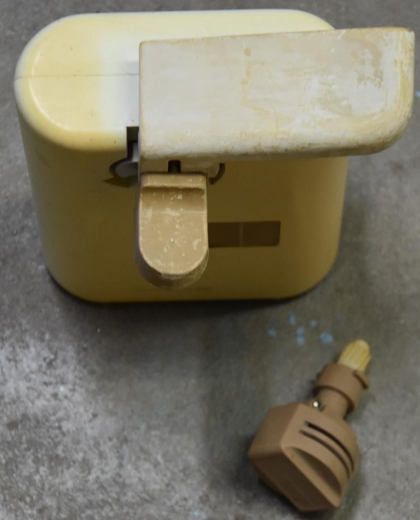 elektrische blikopener moulinex messenslijper wand & staand, Overige typen, Ophalen of Verzenden, Zo goed als nieuw