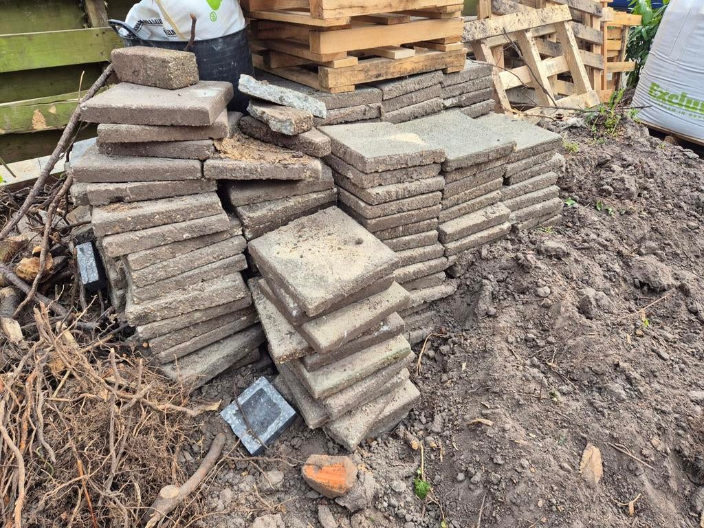 Tegels 30 x 30 grijs ongeveer 600 stuks, Tuin en Terras, Tegels en Klinkers, Ophalen of Verzenden, Gebruikt, Beton, Terrastegels