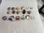 Partij van 17 diverse ringen, sommige verstelbaar, Sieraden, Tassen en Uiterlijk, Ringen, Overige materialen, Gebruikt, Overige kleuren