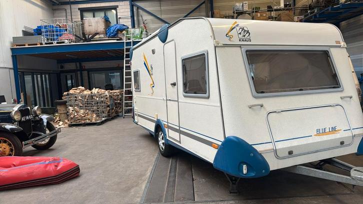 Knaus Blue Line 450 Caravan met Rondzit en Voortent, Caravans en Kamperen, Caravans, Particulier, tot en met 4, 1000 - 1250 kg