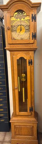 Antieke staande klok Oisterwijk, Ophalen