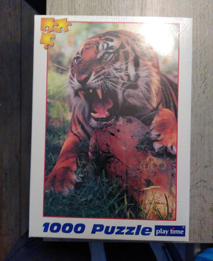 Legpuzzel - Siberische tijger - 1000 stukjes, Hobby en Vrije tijd, Denksport en Puzzels, Ophalen of Verzenden, 500 t/m 1500 stukjes