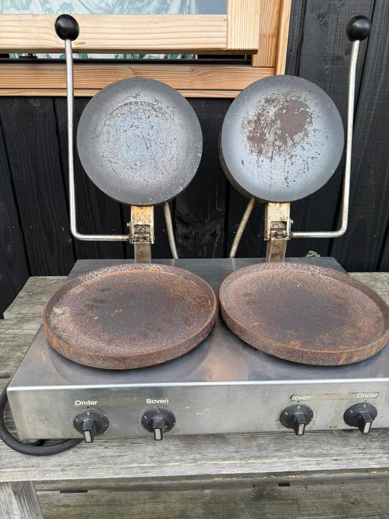 Roeder Pannenkoekmachine 2 pans elektrisch, Ophalen of Verzenden, Zo goed als nieuw, Elektrisch, Vrijstaand