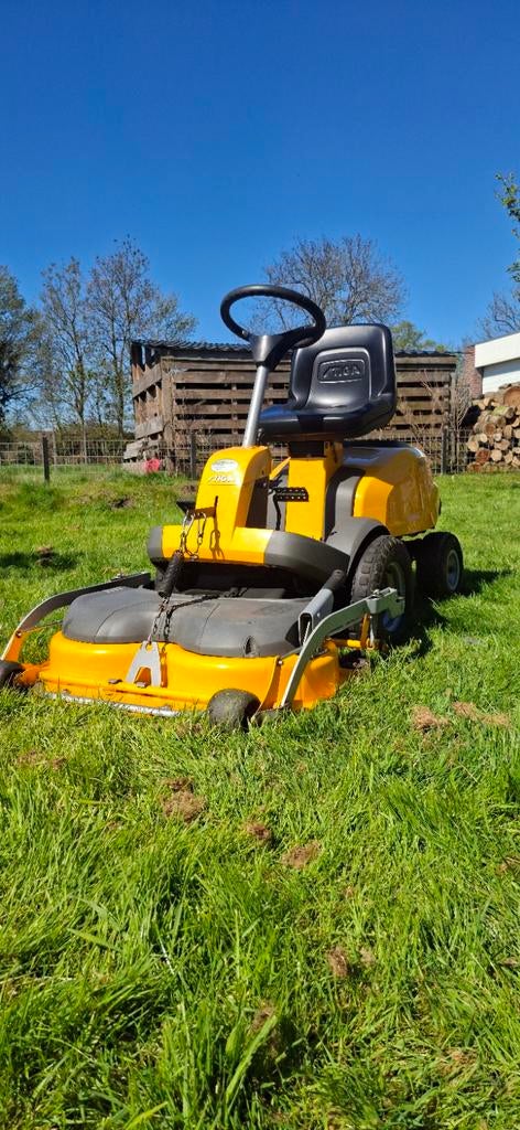 Stiga Villa 13 HST zitmaaier, 85" maaidek/mulchdek, Ophalen, Cirkelmaaier, Gebruikt, Stiga