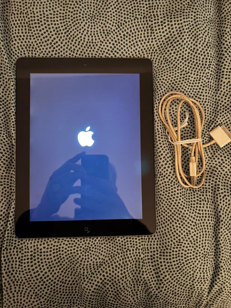 Apple iPad 2 - 16 GB, Computers en Software, Apple iPads, 10 inch, Apple iPad, Ophalen of Verzenden, Zo goed als nieuw
