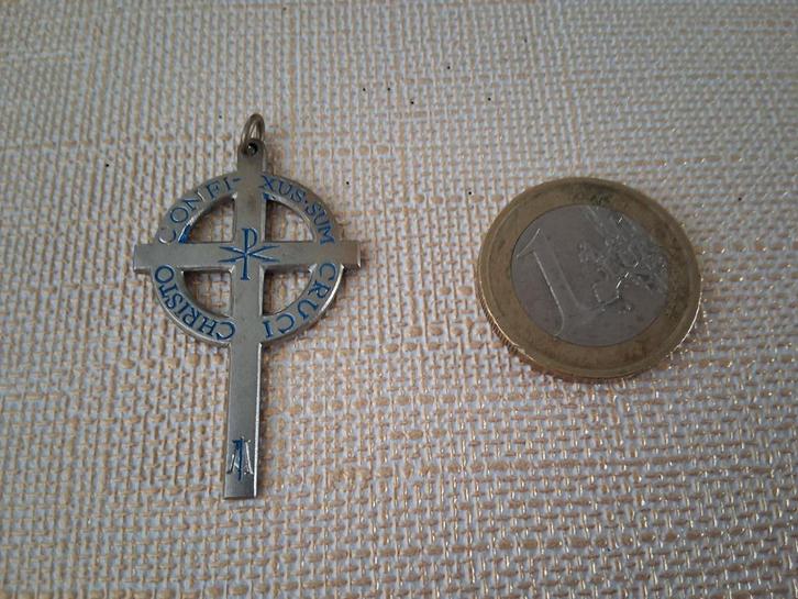 Vintage Religieuze Hanger Kruis Confixus sum Cruci chr, Antiek en Kunst, Antiek | Religie, Ophalen of Verzenden