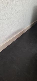 Gratis af te halen: plinten, Ophalen, Gebruikt, Mdf, 250 cm of meer