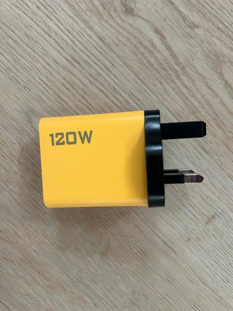 Lader met uk stekker, Ophalen of Verzenden, Nieuw