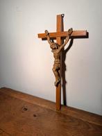 Houten Kruisbeeld met Jezusfiguur - Religieuze Decoratie, Ophalen