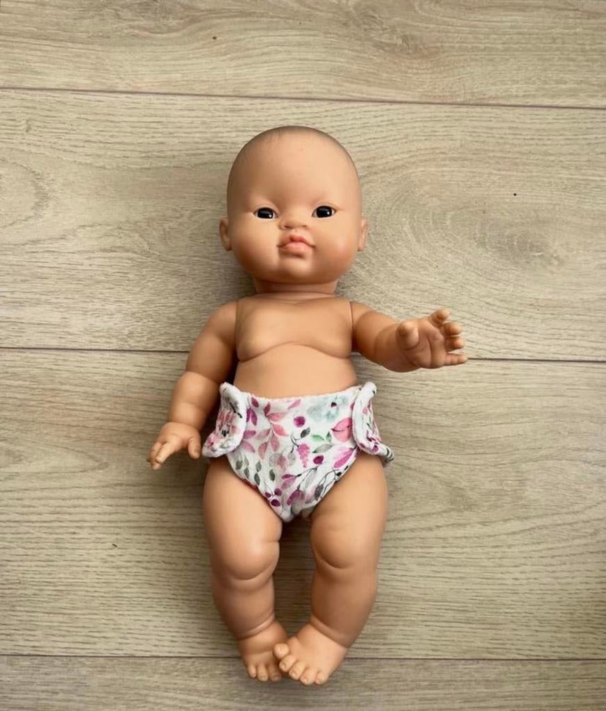 Luiertje pop hydrofiel bloemetje past paola reina (32-36 cm), Ophalen of Verzenden, Zo goed als nieuw, Babypop