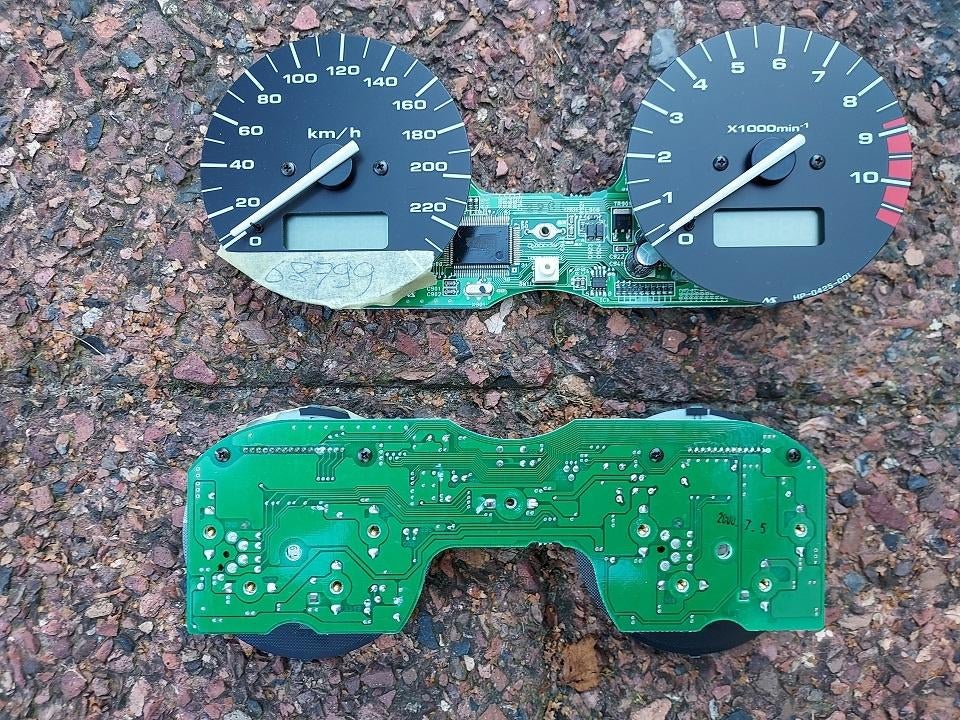 Honda XL1000V Varadero Cockpit printplaat KM+Toerenteller, Verzenden