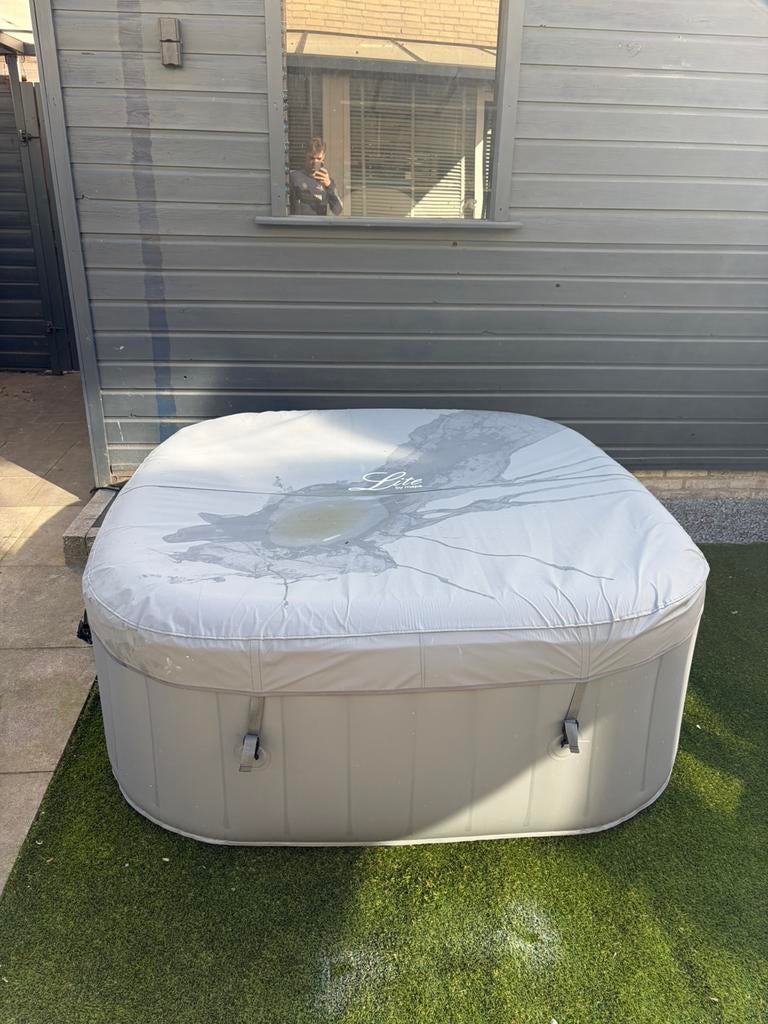 Opblaasbare jacuzzi Litebymspa, Tuin en Terras, Bubbelbaden en Hottubs, Nieuw, Opblaasbaar, Pomp, Ophalen