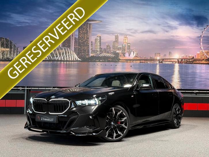 BMW 5 Serie 520i M-Sport Pro|ShadowLine|Panorama|H/K|208PK, Auto's, BMW, Bedrijf, Te koop, 5-Serie, ABS, Achteruitrijcamera, Adaptive Cruise Control