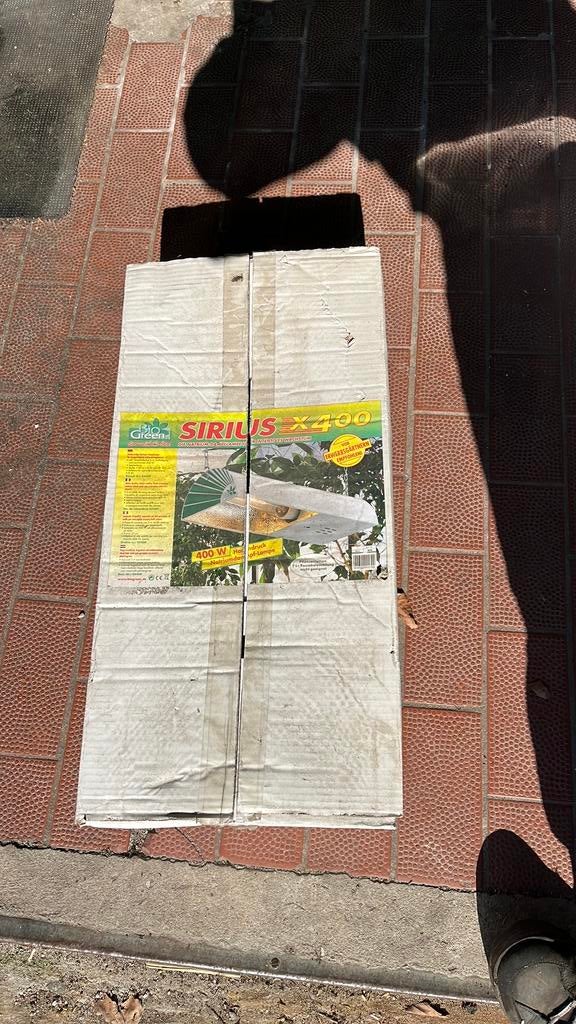 Plant lamp groeilamp, Ophalen, Zo goed als nieuw, Kweeklamp