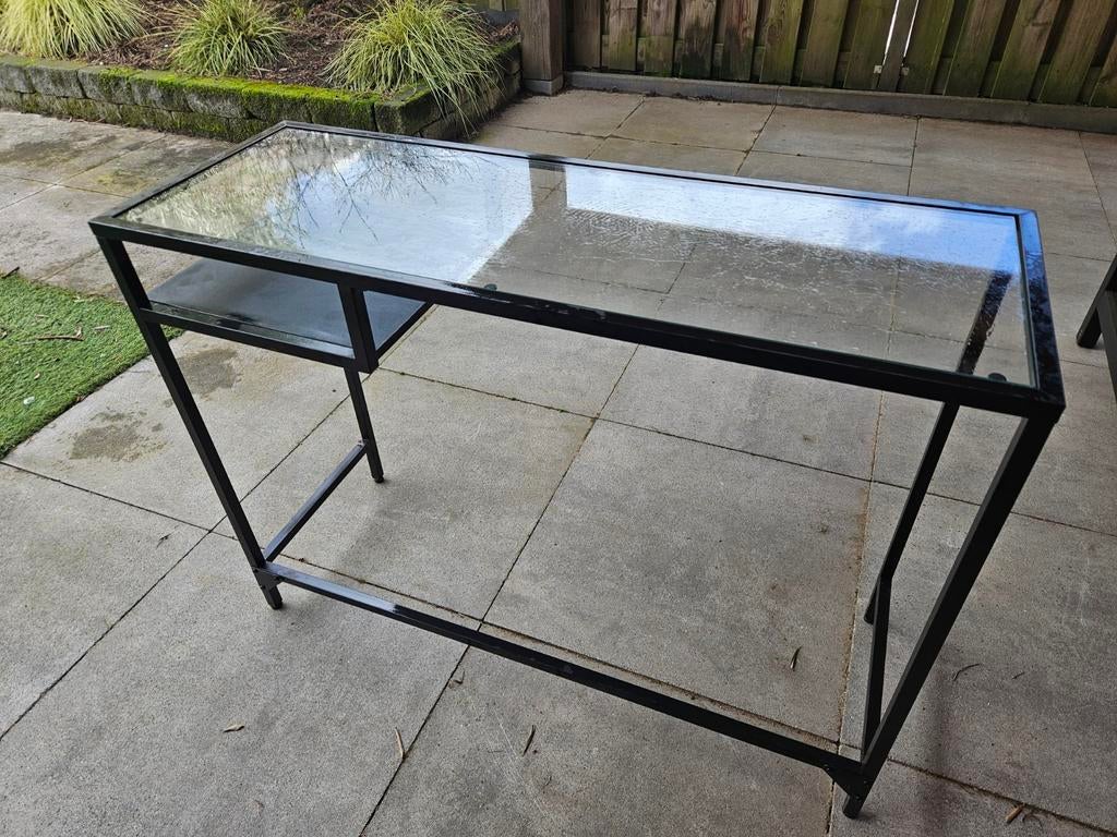 Ikea Vittsjö laptoptafel / bureau met glazen blad, Ophalen of Verzenden, Zo goed als nieuw