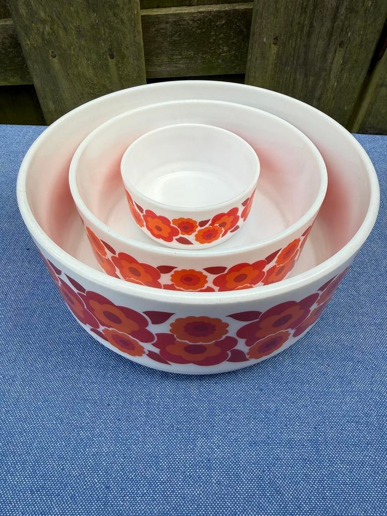 Set van 3 nestschalen van Arcopal Lotus vintage retro, Ophalen of Verzenden