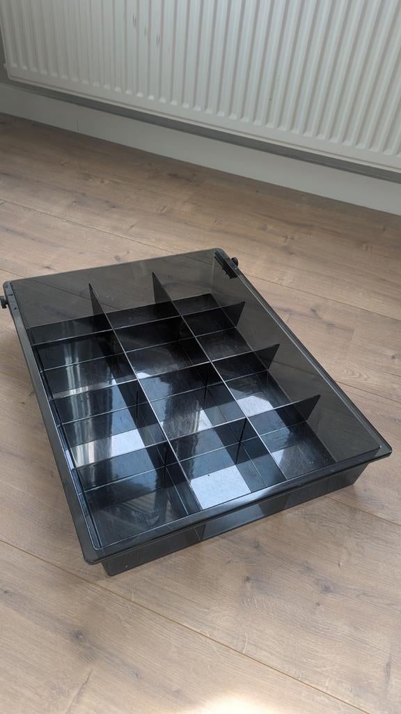 Ikea Pax inzet met vakjes, inclusief schroefjes en rails, Ophalen, Met plank(en), Kunststof, Gebruikt