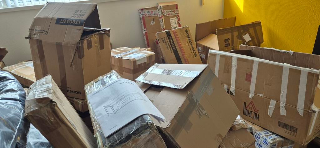 Kamer vol retourgoederen, Ophalen, H, H, H