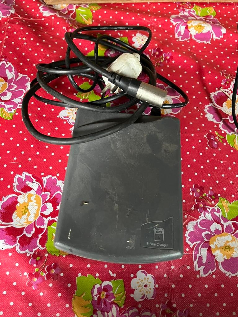 Oplader Sparta  fietsen, Ophalen of Verzenden, Gebruikt
