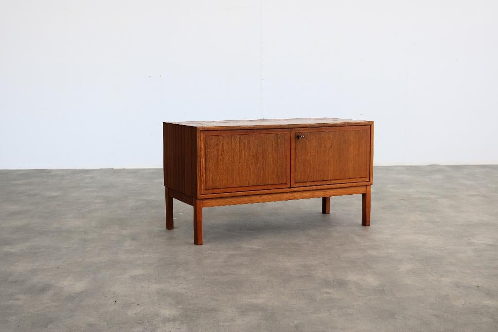 vintage tv-meubel | kastje | teak | Zweeds, Gebruikt, ., Teakhout, Ophalen of Verzenden