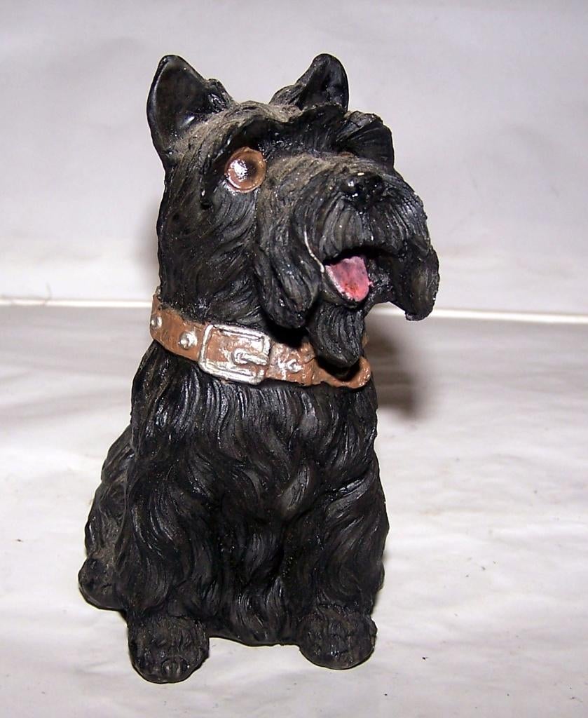 Prachtig beeld Schotse terrier. H. 11cm. Helemaal gaaf., Ophalen of Verzenden, Zo goed als nieuw, Dier