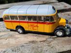 zeer oude gave in nieuwstaat schoolbus, Hobby en Vrije tijd, Modelauto's | Overige schalen, Ophalen of Verzenden, Zo goed als nieuw