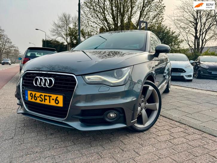Audi A1 1.2 TFSI 2x S-Line Clima Elek Pakket Navi Xenon Lmv, Auto's, Audi, Bedrijf, Te koop, A1, ABS, Airbags, Airconditioning