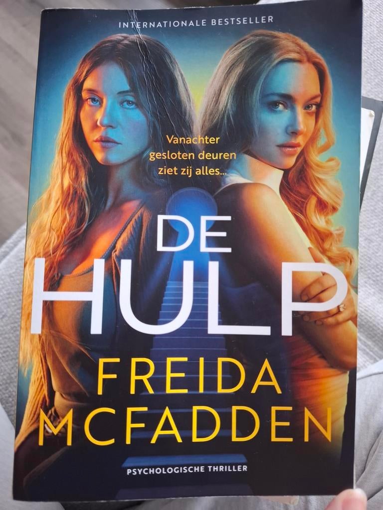 De Hulp - Freida McFadden - Psychologische Thriller, Ophalen of Verzenden, Zo goed als nieuw, Freida McFadden, Nederland