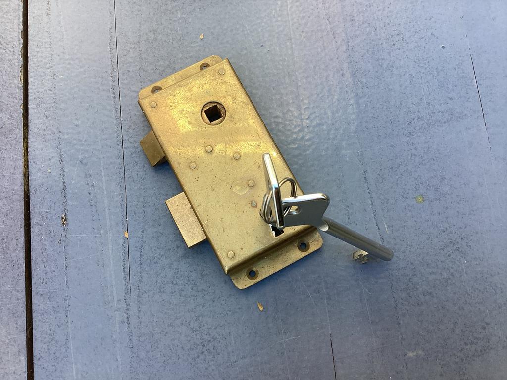 Messing oplegslot met sleutel, Ophalen of Verzenden, Gebruikt, Koper of Messing, Slot