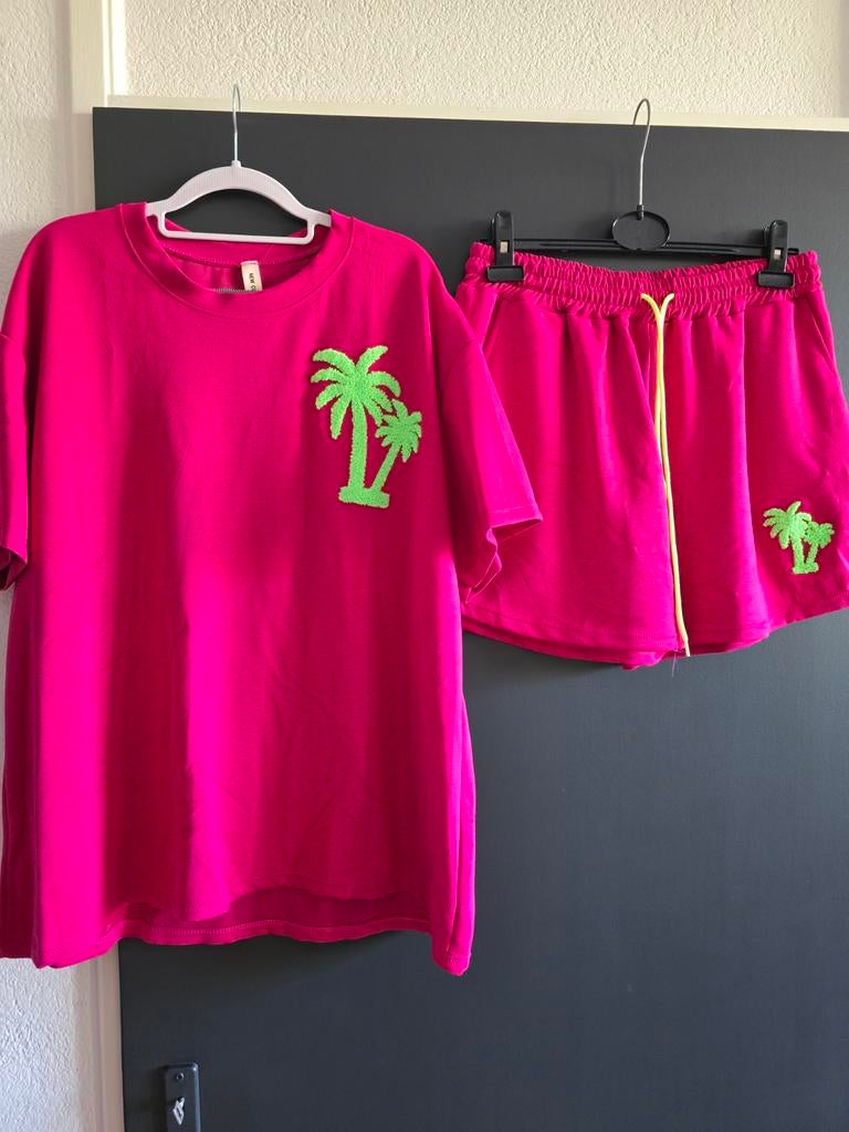 Nieuw 2delig set fuchsia neon groen 40 42 44, Kleding | Dames, Huispakken, Ophalen of Verzenden, Nieuw, Maat 42/44 (L), Groen