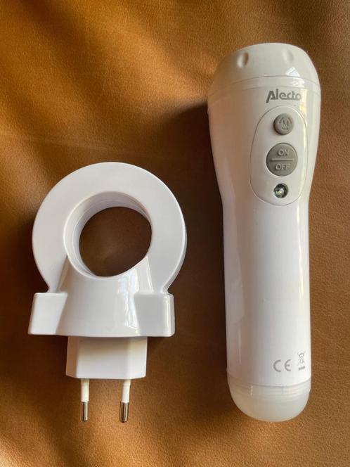 Zaklamp / noodverlichting oplaadbaar LED Alecto Type ATL-110, Caravans en Kamperen, Zaklampen, Nieuw, Batterij, Ophalen of Verzenden
