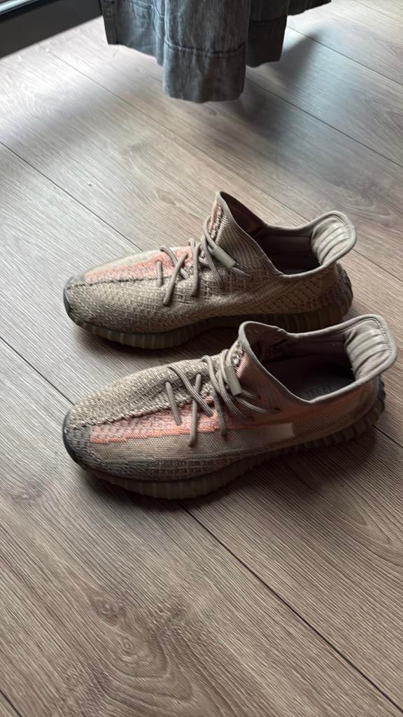 Yeezy sand Taupe, Kleding | Heren, Schoenen, Zo goed als nieuw, Overige kleuren, Ophalen of Verzenden