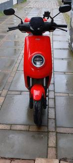 Niu elektrische 45km p uur scooter, Fietsen en Brommers, Snorfietsen en Snorscooters, Ophalen, Elektrisch, Overige merken